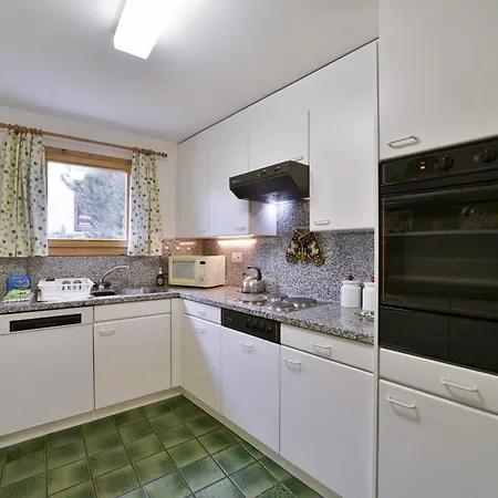 Chesa Spedlas - Celerina Apartment