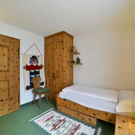 Apartment Chesa Spedlas - Celerina *