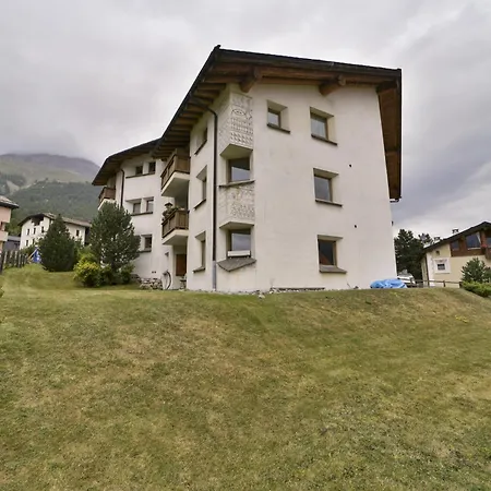 Chesa Spedlas - Celerina Apartament Celerina/Schlarigna